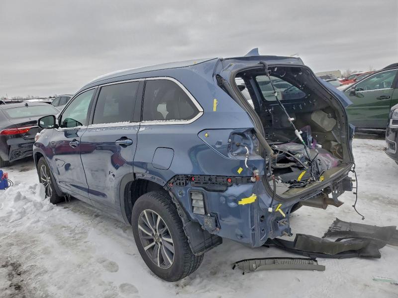 Photo 2 from auction – 2018 TOYOTA HIGHLANDER with VIN 5TDJZRFH0JS805717