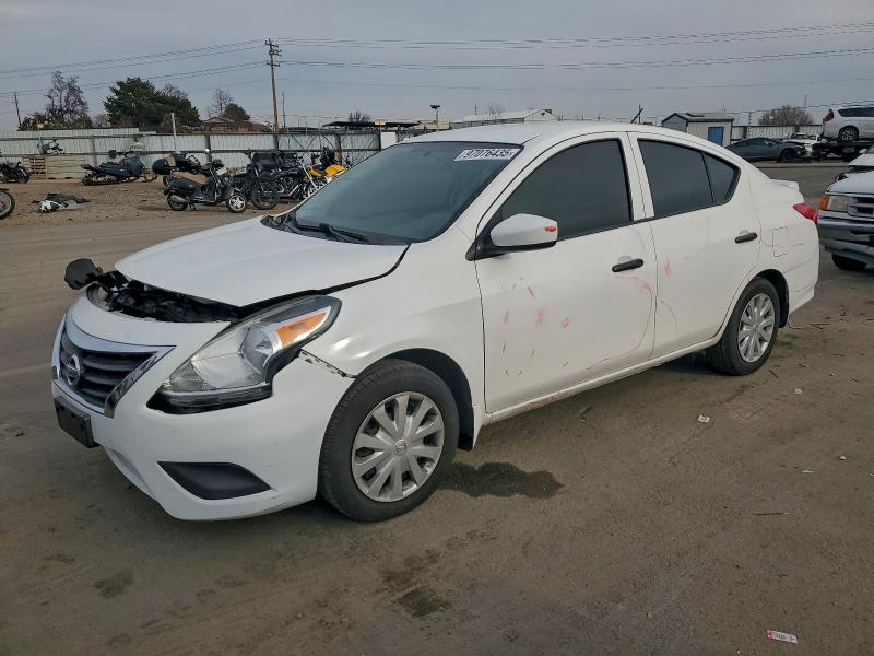NISSAN VERSA S 2017 with VIN 3N1CN7AP4HL828749 - Photo from auction