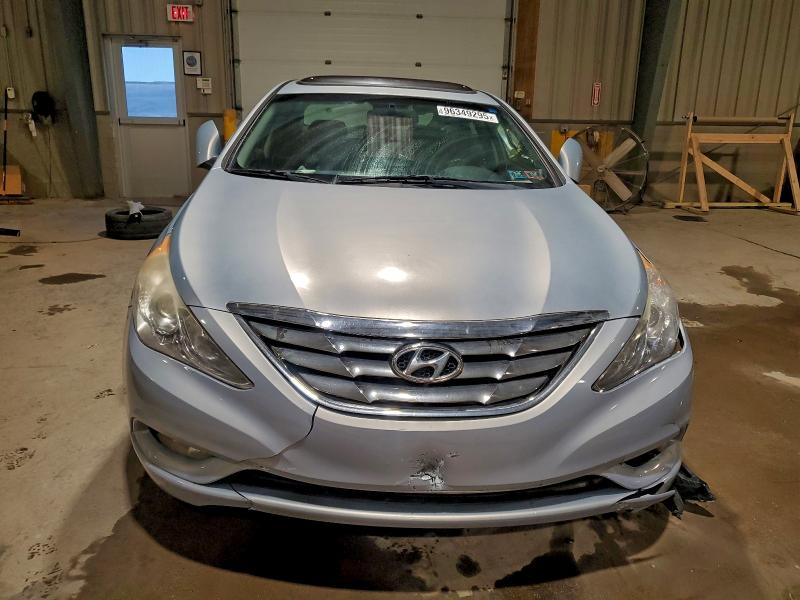 Photo 5 from auction – 2013 HYUNDAI SONATA SE with VIN 5NPEC4ACXDH611630