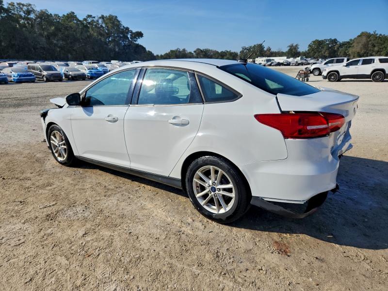 Photo 2 from auction – 2015 FORD FOCUS SE with VIN 1FADP3F20FL268664