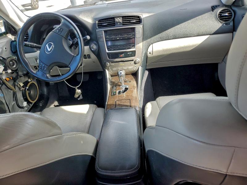Photo 8 from auction – 2010 LEXUS IS 250 with VIN JTHBF5C28A5109018
