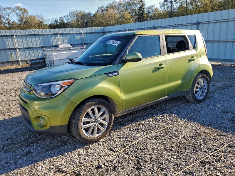 KIA SOUL + 2018 with VIN KNDJP3A52J7889503 - Photo from auction