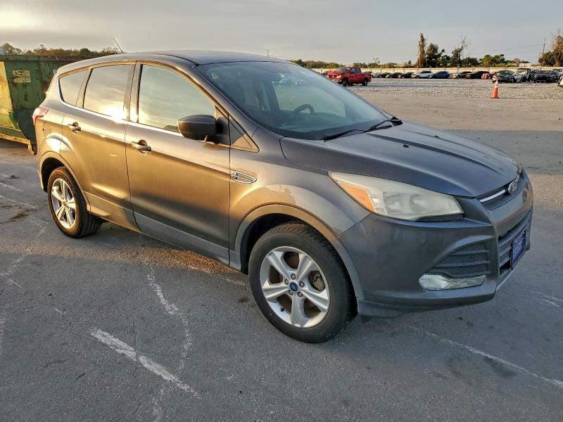 Photo 4 from auction – 2015 FORD ESCAPE SE with VIN 1FMCU0GX1FUB72202