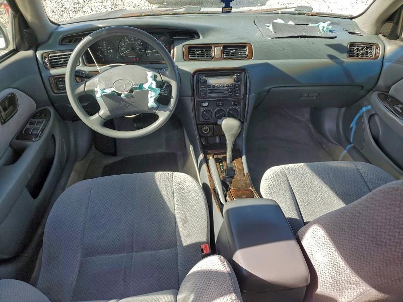 Photo 8 from auction – 2000 TOYOTA CAMRY CE with VIN 4T1BG22K3YU700819