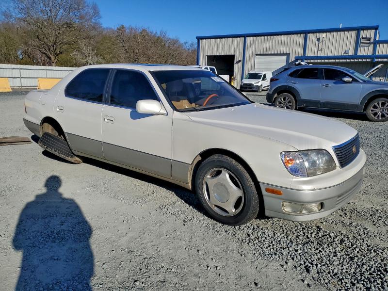 Photo 4 from auction – 2000 LEXUS LS 400 with VIN JT8BH28FXY0171242
