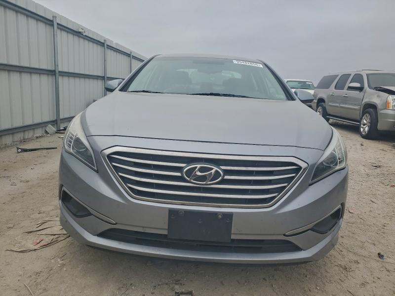 Photo 5 from auction – 2016 HYUNDAI SONATA SE with VIN 5NPE24AF8GH280967