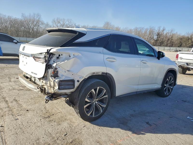 Photo 3 from auction – 2016 LEXUS RX 350 with VIN 2T2ZZMCA0GC022679