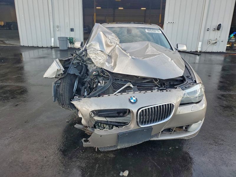 Photo 5 from auction – 2012 BMW 528 XI with VIN WBAXH5C52CDW02789