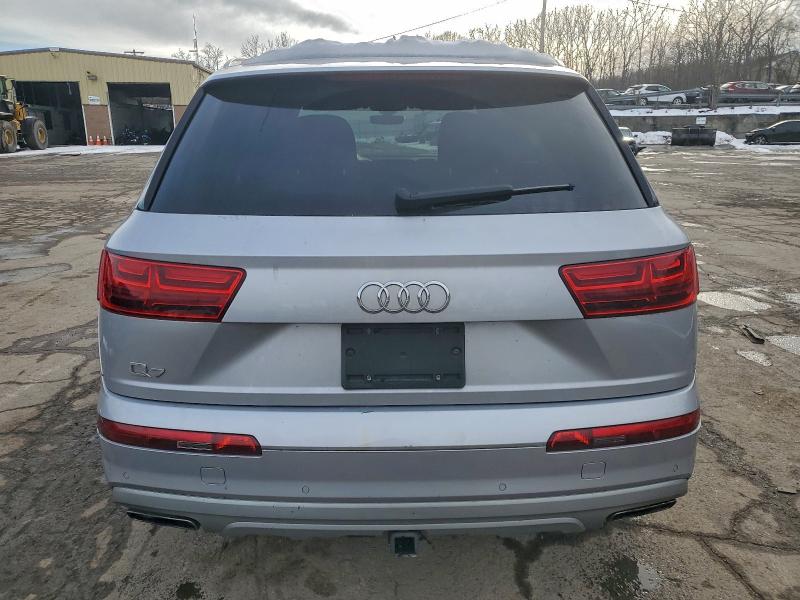 Photo 6 from auction – 2019 AUDI Q7 PREMIUM with VIN WA1LAAF71KD003631
