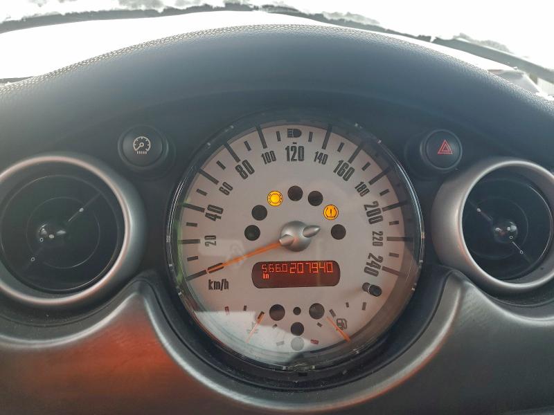 Photo 9 from auction – 2004 MINI COOPER with VIN WMWRE33484TD85157