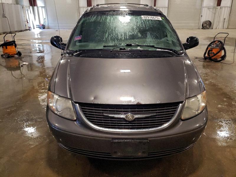Photo 5 from auction – 2004 CHRYSLER TOWN & COU with VIN 2C4GP54L34R531619