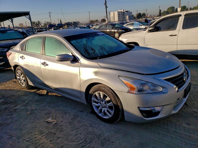 Photo 4 from auction – 2015 NISSAN ALTIMA with VIN 1N4AL3AP0FN901184