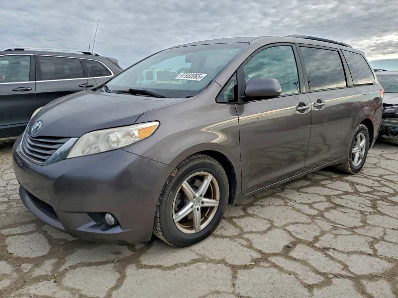TOYOTA SIENNA XLE 2012 with VIN 5TDYK3DC8CS200256 - Photo from auction