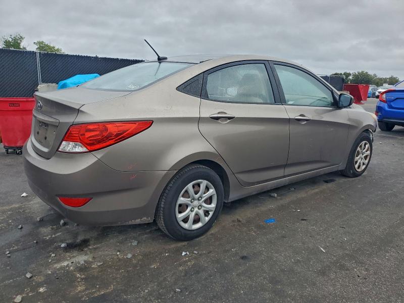 Photo 3 from auction – 2013 HYUNDAI ACCENT GLS with VIN KMHCT4AE3DU299662