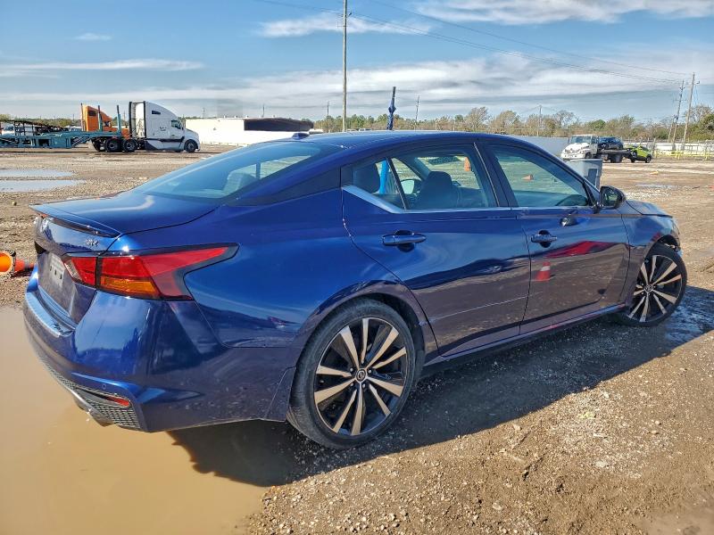 Photo 3 from auction – 2021 NISSAN ALTIMA SR with VIN 1N4BL4CV5MN376951