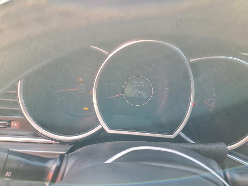 Photo 9 from auction – 2015 KIA OPTIMA LX with VIN KNAGM4A70F5663454