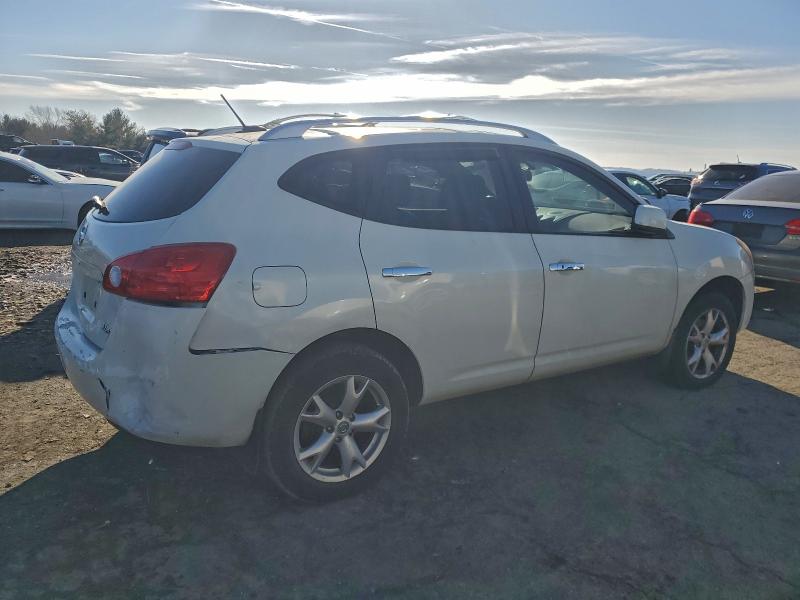 Photo 3 from auction – 2010 NISSAN ROGUE S with VIN JN8AS5MVXAW128296