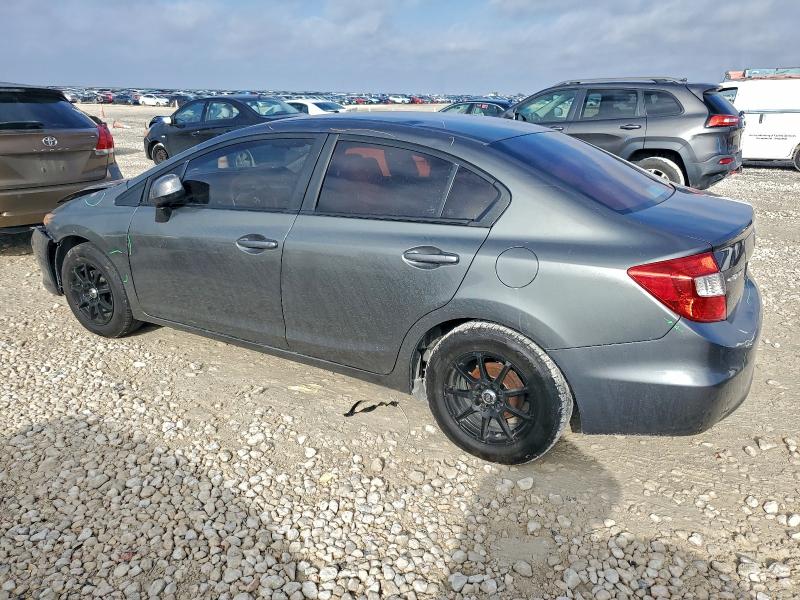 Photo 2 from auction – 2012 HONDA CIVIC LX with VIN 2HGFB2F53CH572040