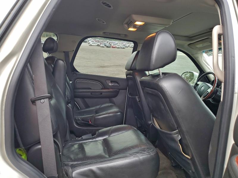Photo 11 from auction – 2009 CADILLAC ESCALADE L with VIN 1GYFC23299R174436