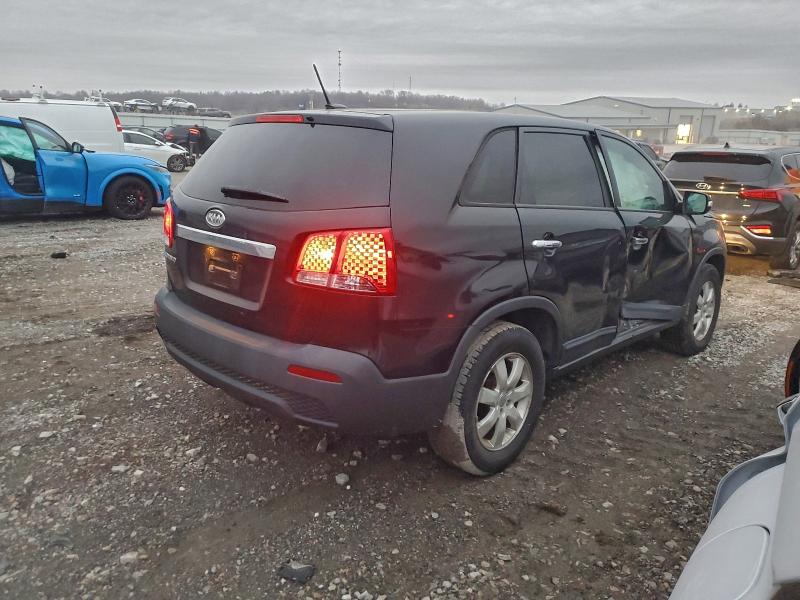 Photo 3 from auction – 2011 KIA SORENTO BA with VIN 5XYKT3A12BG036035