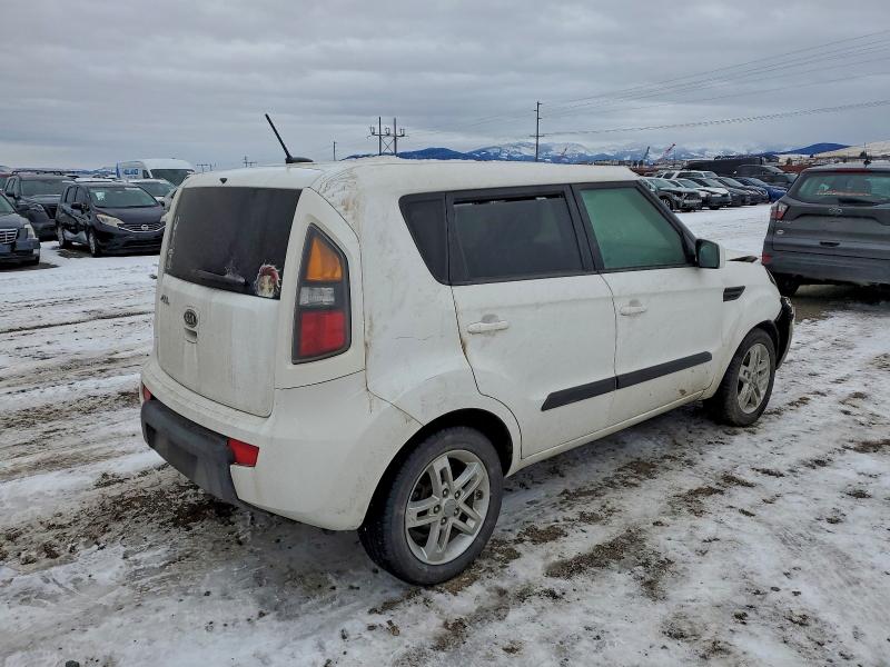 Photo 3 from auction – 2011 KIA SOUL + with VIN KNDJT2A23B7706719