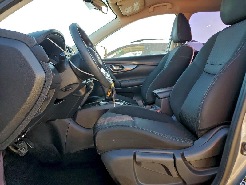 Zdjęcie 7 z aukcji – 2017 NISSAN ROGUE S z VIN KNMAT2MT7HP570463