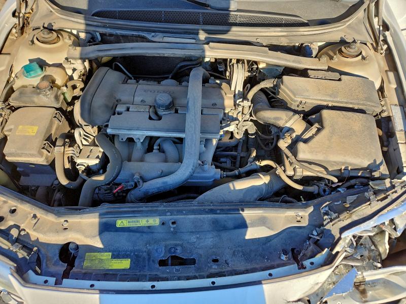 Photo 11 from auction – 2004 VOLVO S80 2.5T with VIN YV1TS59H441370794