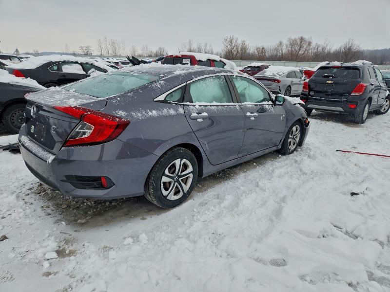 Photo 3 from auction – 2017 HONDA CIVIC LX with VIN 2HGFC2F58HH546229