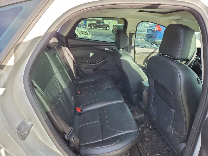 Photo 10 from auction – 2016 FORD FOCUS SEDAN with VIN 1FADP3J22GL247968