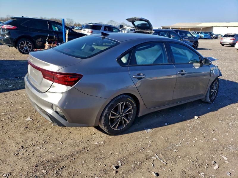 Photo 3 from auction – 2023 KIA FORTE LX with VIN 3KPF24AD0PE646945