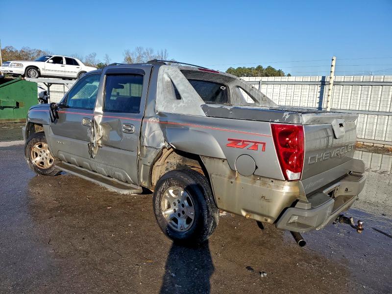 Photo 2 from auction – 2002 CHEVROLET AVALANCHE with VIN 3GNEK13T22G281493
