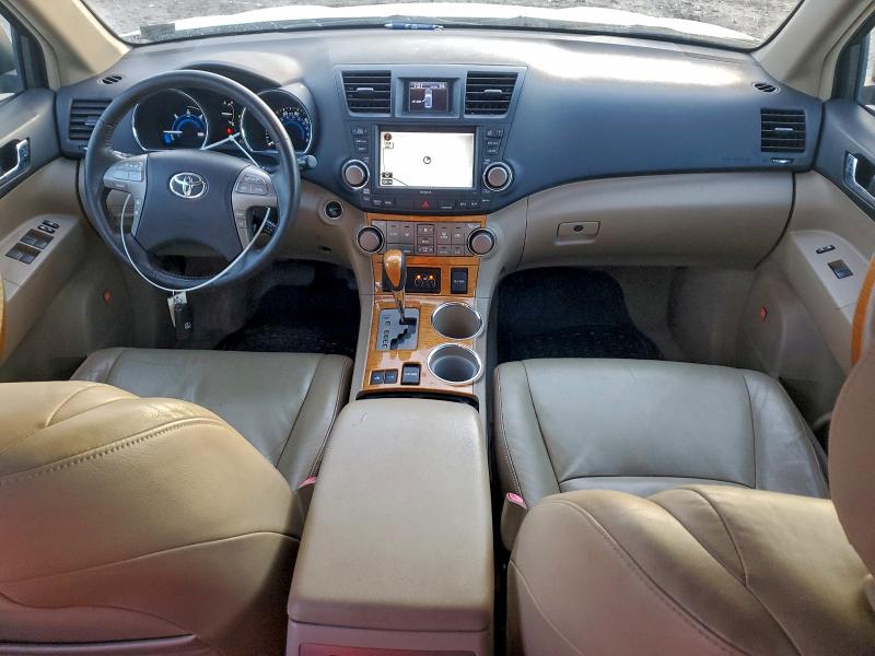 Photo 8 from auction – 2009 TOYOTA HIGHLANDER with VIN JTEEW44A592027934