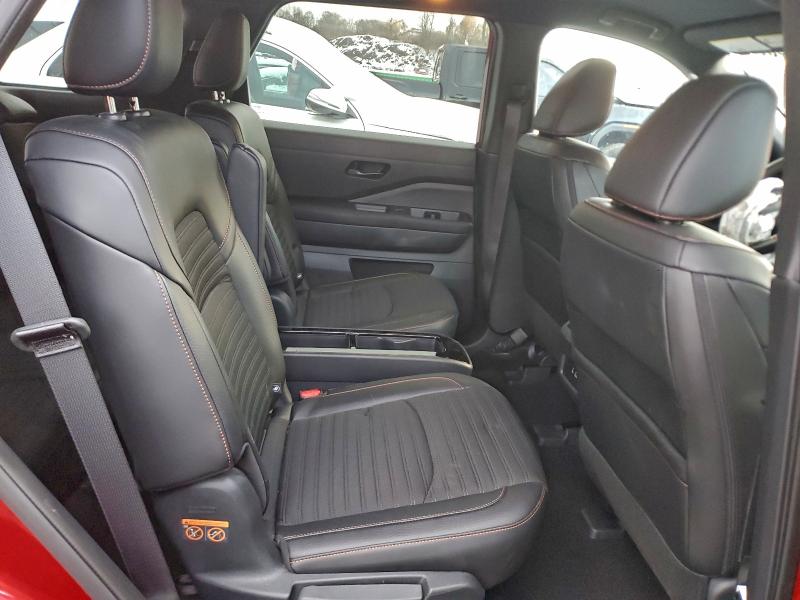 Photo 11 from auction – 2024 NISSAN PATHFINDER with VIN 5N1DR3BD8RC310221