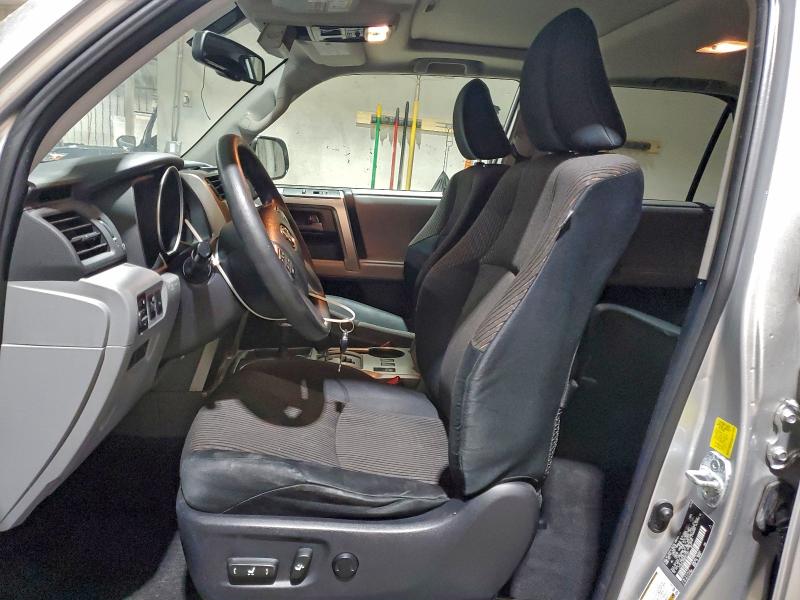 Photo 7 from auction – 2011 TOYOTA 4RUNNER SR with VIN JTEBU5JR6B5051527