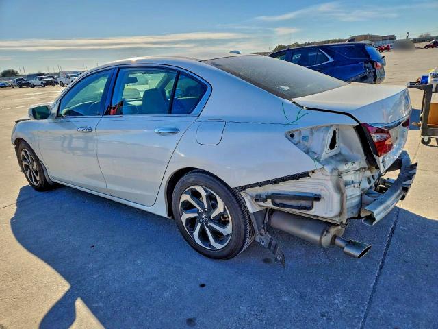 Photo 2 from auction – 2016 HONDA ACCORD EXL with VIN 1HGCR3F84GA017150
