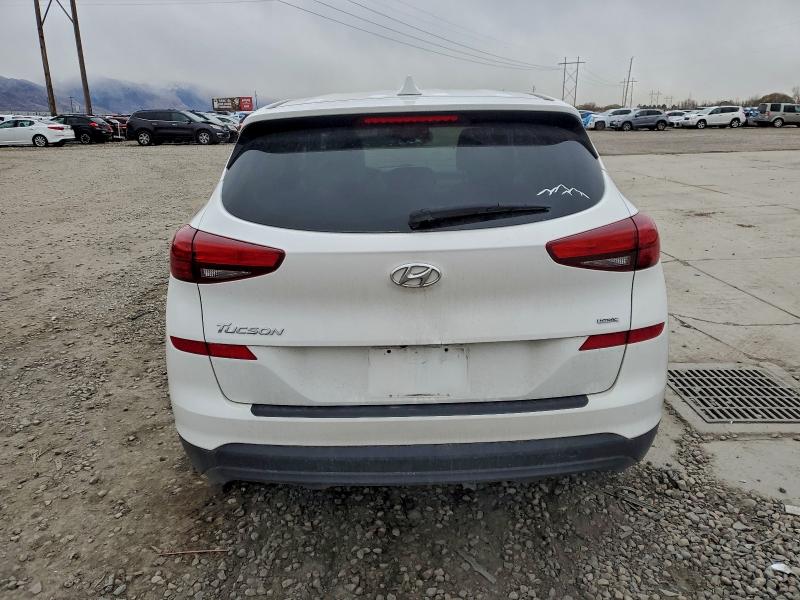 Photo 6 from auction – 2020 HYUNDAI TUCSON SE with VIN KM8J2CA44LU166919
