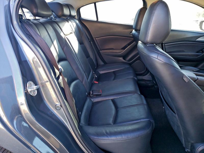 Photo 10 from auction – 2018 MAZDA 3 TOURING with VIN 3MZBN1V36JM184262