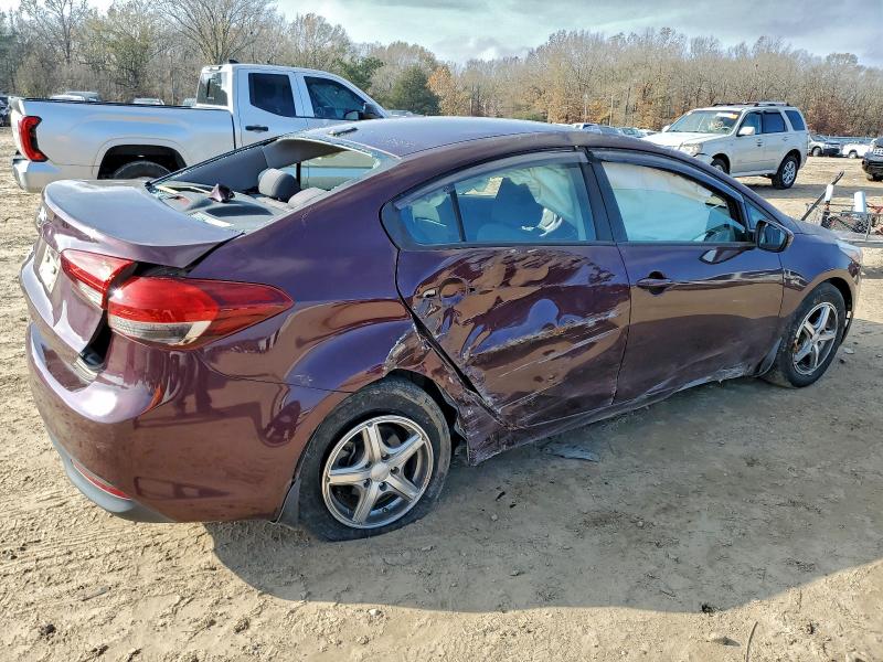 Photo 3 from auction – 2017 KIA FORTE LX with VIN 3KPFL4A72HE113827