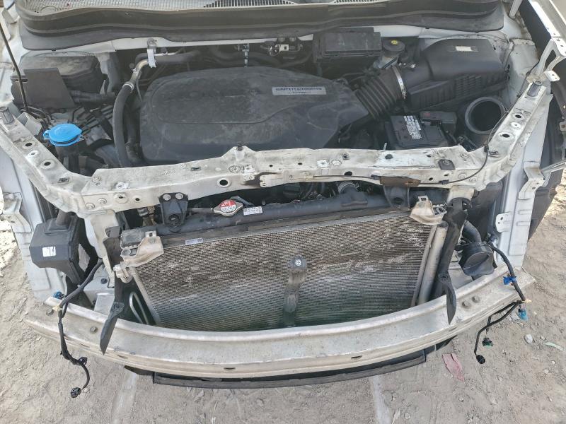 Photo 11 from auction – 2018 HONDA RIDGELINE with VIN 5FPYK3F62JB014308
