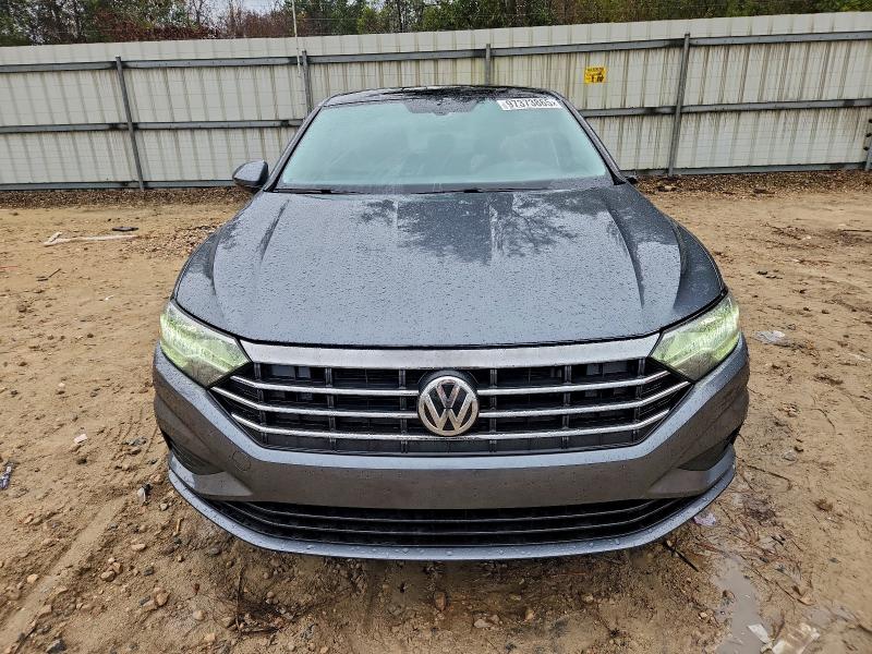 Photo 5 from auction – 2021 VOLKSWAGEN JETTA with VIN 3VWC57BU2MM095068