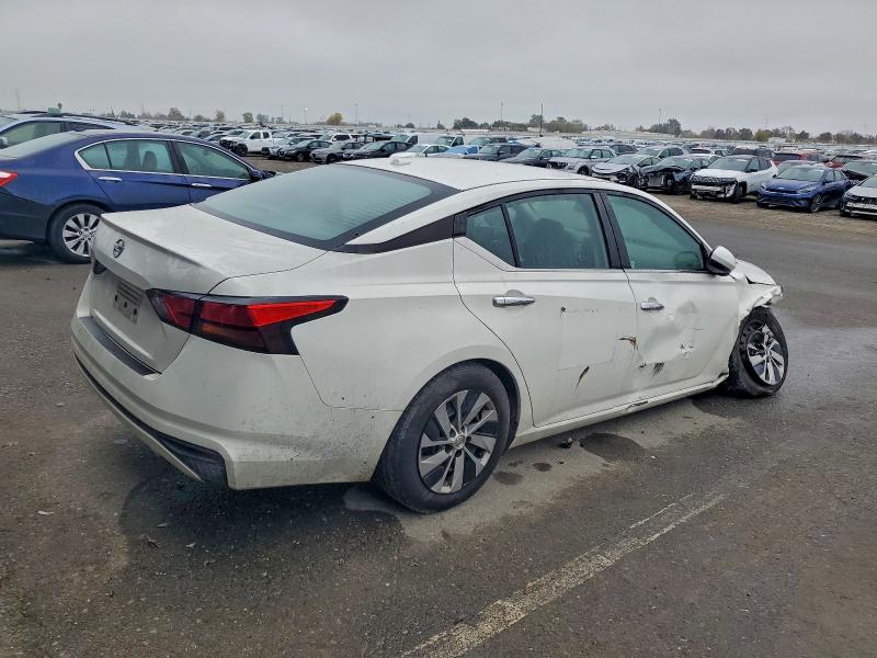 Photo 3 from auction – 2020 NISSAN ALTIMA S with VIN 1N4BL4BVXLC201901