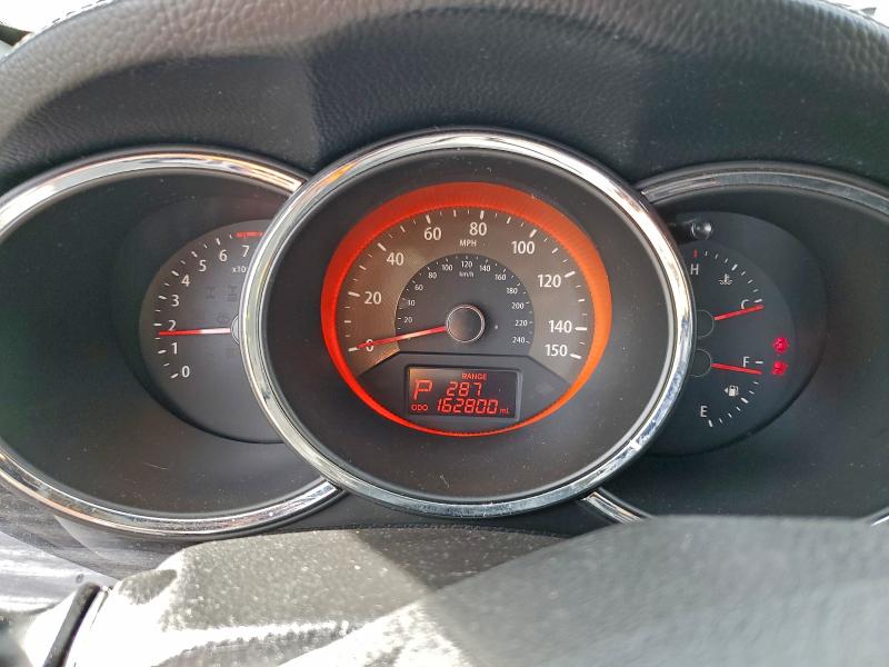 Photo 9 from auction – 2012 KIA SORENTO SX with VIN 5XYKWDA26CG251067