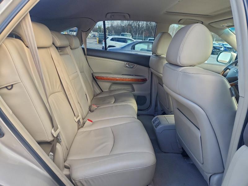 Photo 10 from auction – 2004 LEXUS RX 330 with VIN 2T2HA31U04C010764