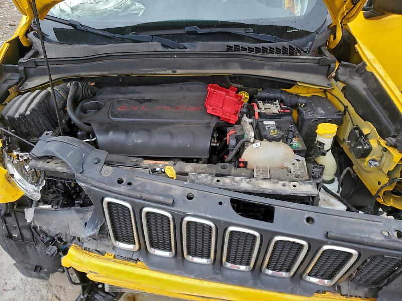 Photo 11 from auction – 2018 JEEP RENEGADE S with VIN ZACCJBAB0JPH21663