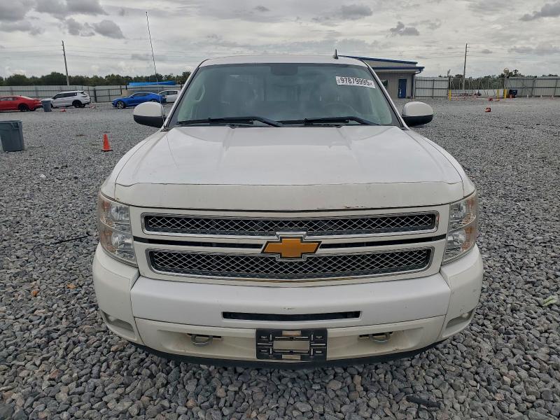 Photo 5 from auction – 2013 CHEVROLET SILVERADO with VIN 1GCRKSE78DZ271909