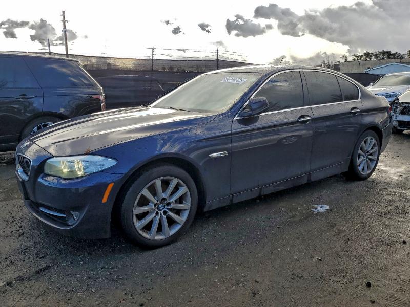 BMW 528 XI 2013 with VIN WBAXH5C51DD107484 - Photo from auction