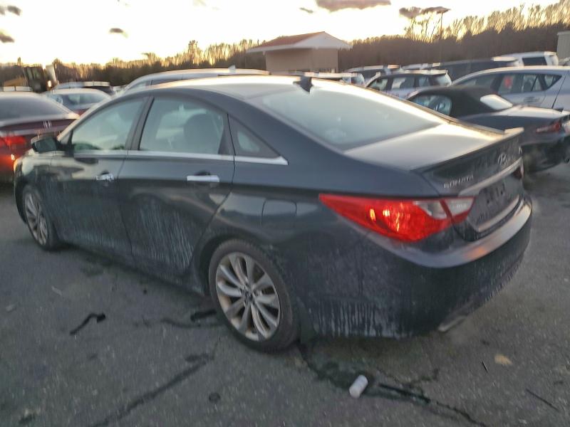 Foto 2 de la subasta – 2013 HYUNDAI SONATA SE con VIN 5NPEC4AC8DH627681