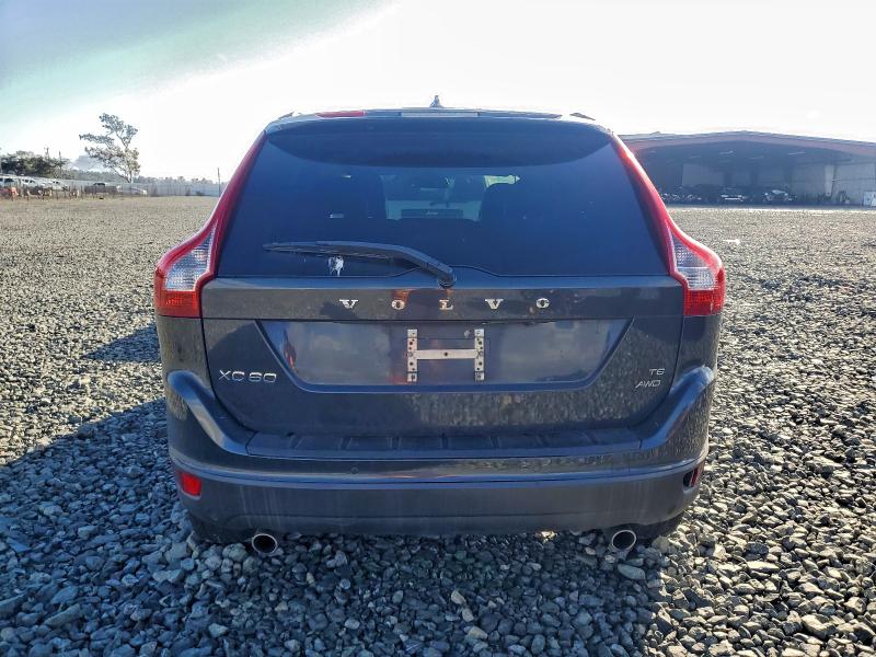 Photo 6 from auction – 2010 VOLVO XC60 T6 with VIN YV4992DZ8A2032697