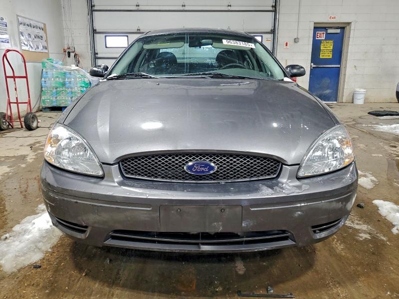 Photo 5 from auction – 2005 FORD TAURUS SE with VIN 1FAFP53UX5A269700