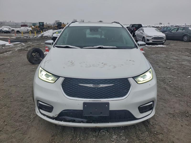 Photo 5 from auction – 2022 CHRYSLER PACIFICA L with VIN 2C4RC1GG7NR162714